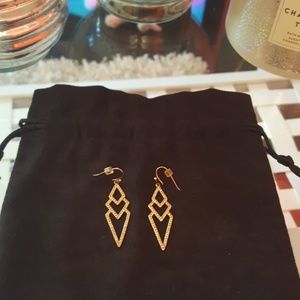 Stella and Dot rosegold earrings